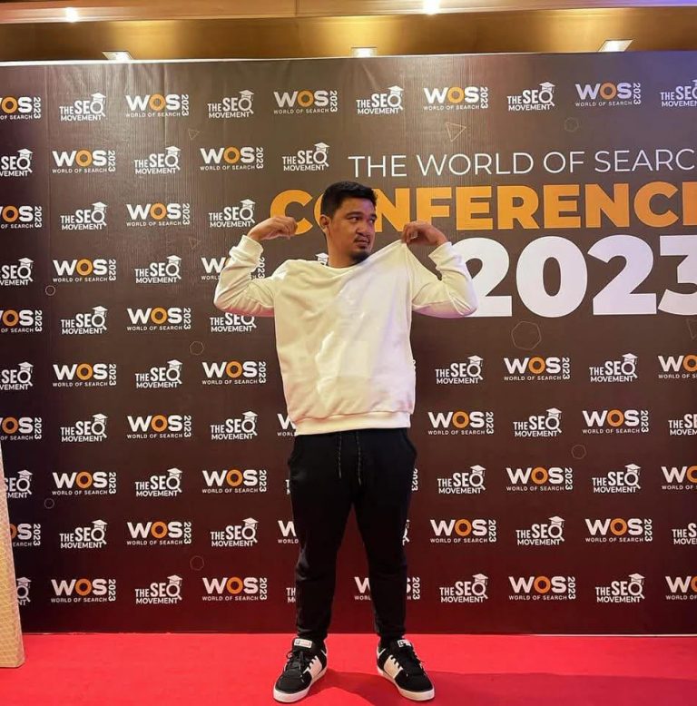 Standing and Attending SEO conferrence